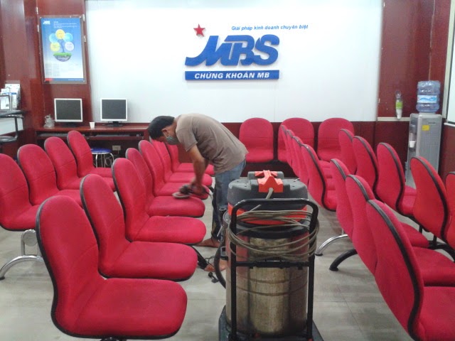 Dịch vụ giặt ghế văn phòng tại Hà Nội
